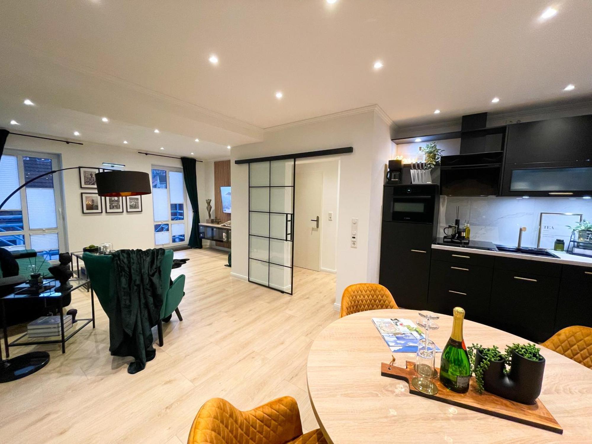 Ferienwohnung Domizil Am Delft II エムデン エクステリア 写真